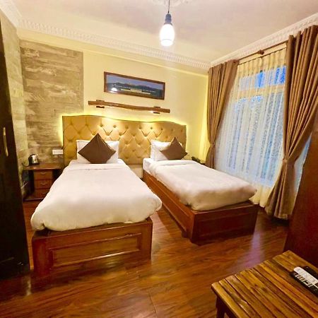 Hotel The Kantipur Pokhara Exterior photo