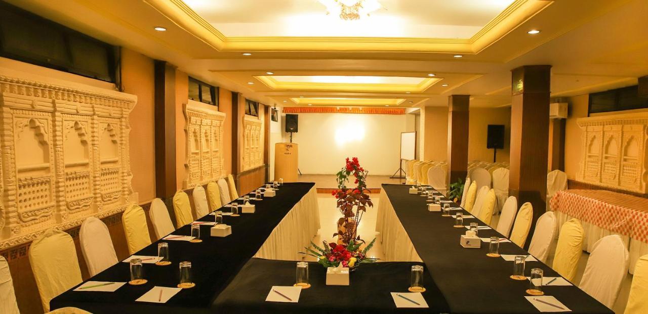 Hotel The Kantipur Pokhara Exterior photo